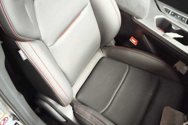 Used CHANGAN OSHAN X5 PLUS 2023 1.5T DCT Navigation Edition Right Front Seat