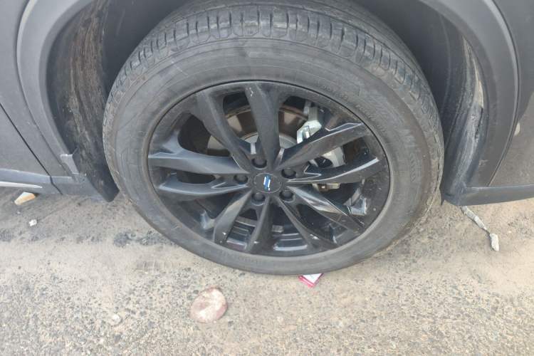 Used CHANGAN OSHAN X5 PLUS 2023 Revised 1.5T DCT Excellence Edition Right Front Wheel Hub