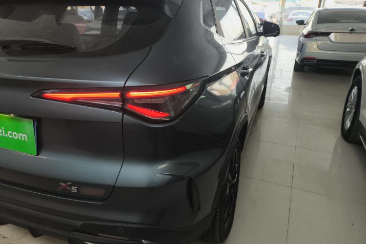 Used CHANGAN OSHAN X5 PLUS 2023 1.5T DCT Excellence Edition Right Rear Taillight
