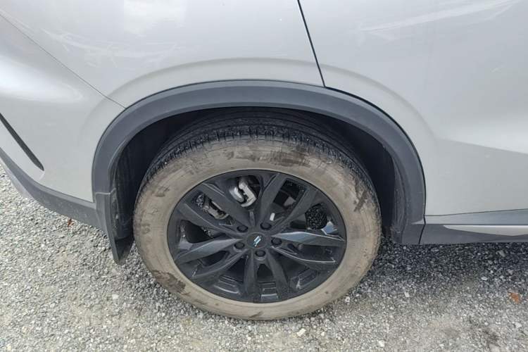 Used CHANGAN OSHAN X5 PLUS 2023 Revised 1.5T DCT Excellence Edition Right Rear Wheel Hub
