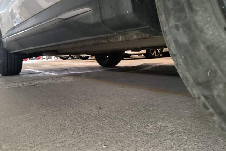 Used CHANGAN OSHAN X5 PLUS 2023 1.5T DCT Navigation Edition Right Side Sill