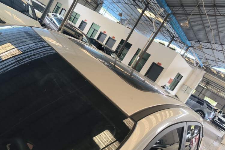 Used CHANGAN OSHAN X5 PLUS 2023 1.5T DCT Navigation Edition Roof