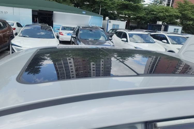 Used CHANGAN OSHAN X5 PLUS 2023 Revised 1.5T DCT Excellence Edition Roof