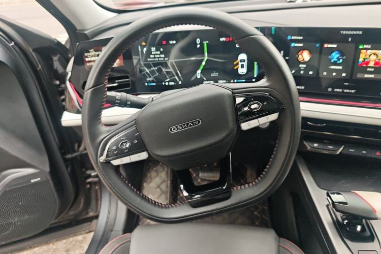 Used CHANGAN OSHAN X5 PLUS 2023 Revised Version 1.5T DCT Navigation Edition Steering Wheel
