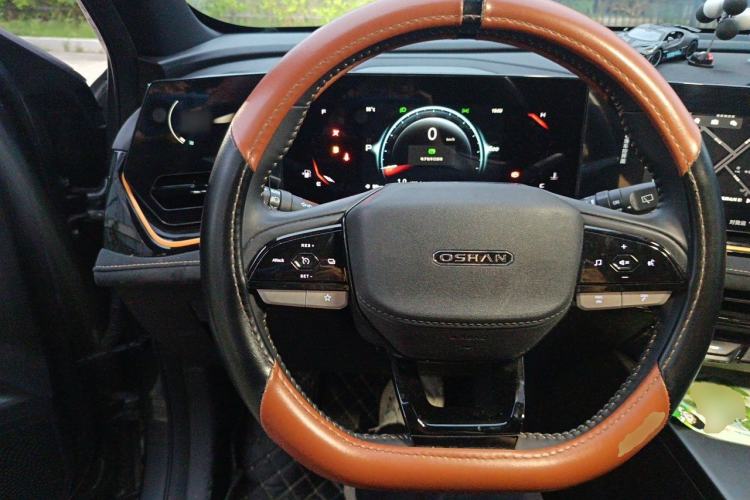 Used CHANGAN OSHAN X5 PLUS 2023 Revised 1.5T DCT Pioneer Edition Steering Wheel