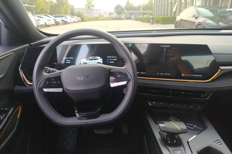 Used CHANGAN OSHAN X5 PLUS 2023 1.5T DCT Smart & Fun AI Edition Steering Wheel