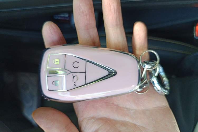 Used CHANGAN OSHAN X5 PLUS 2023 1.5T DCT Navigation Edition Vehicle Key