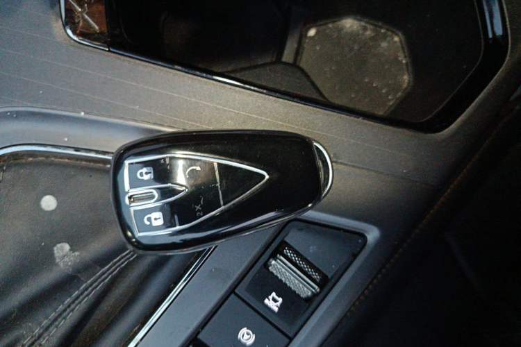 Used CHANGAN OSHAN X5 PLUS 2023 Revised 1.5T DCT Pioneer Edition Vehicle Key