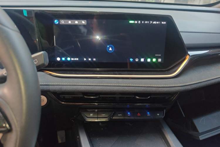 Used CHANGAN OSHAN X5 PLUS 2023 1.5T DCT Excellence Edition Audio And AC Panel