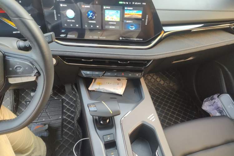 Used CHANGAN OSHAN X5 PLUS 2023 1.5T DCT Smart & Fun AI Edition Audio And AC Panel