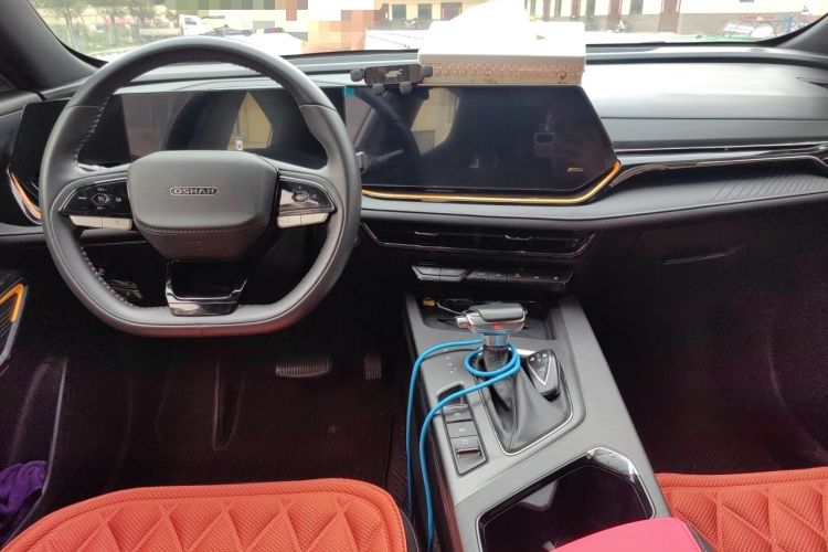 Used CHANGAN OSHAN X5 PLUS 2023 1.5T DCT Enjoyment Version Center Console