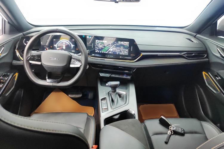 Used CHANGAN OSHAN X5 PLUS 2023 1.5T DCT Pioneer Edition Center Console