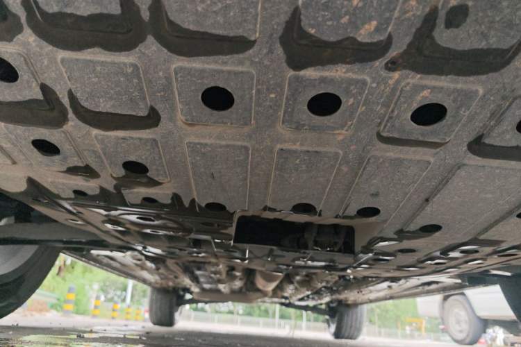 Used CHANGAN OSHAN X5 PLUS 2023 1.5T DCT Pioneer Edition Chassis Front