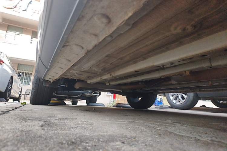 Used CHANGAN OSHAN X5 PLUS 2023 1.5T DCT Pioneer Edition Chassis Front Right