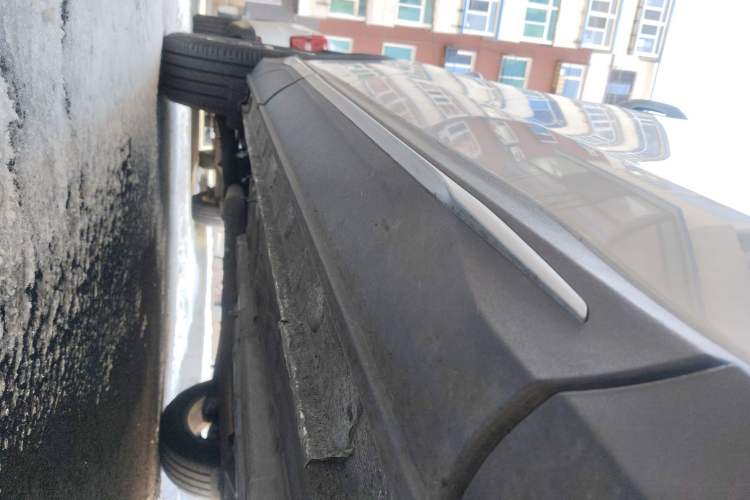 Used CHANGAN OSHAN X5 PLUS 2023 1.5T DCT Excellence Edition Chassis Front Right