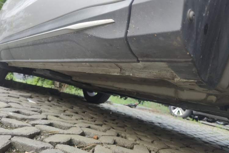 Used CHANGAN OSHAN X5 PLUS 2023 1.5T DCT Smart & Fun AI Edition Chassis Front Right