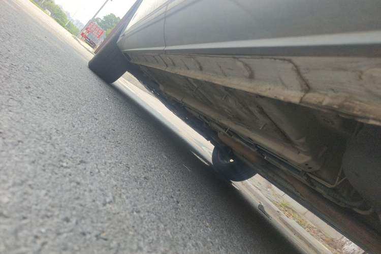 Used CHANGAN OSHAN X5 PLUS 2023 Revised 1.5T DCT Pioneer Edition Chassis Rear Left