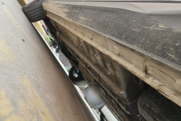 Used CHANGAN OSHAN X5 PLUS 2023 1.5T DCT Pioneer Edition Chassis Rear Left