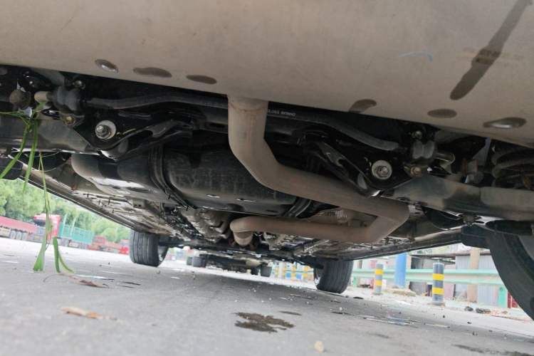 Used CHANGAN OSHAN X5 PLUS 2023 1.5T DCT Pioneer Edition Chassis Rear