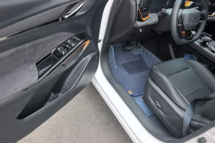 Used CHANGAN OSHAN X5 PLUS 2023 1.5T DCT Excellence Edition Driver Seat