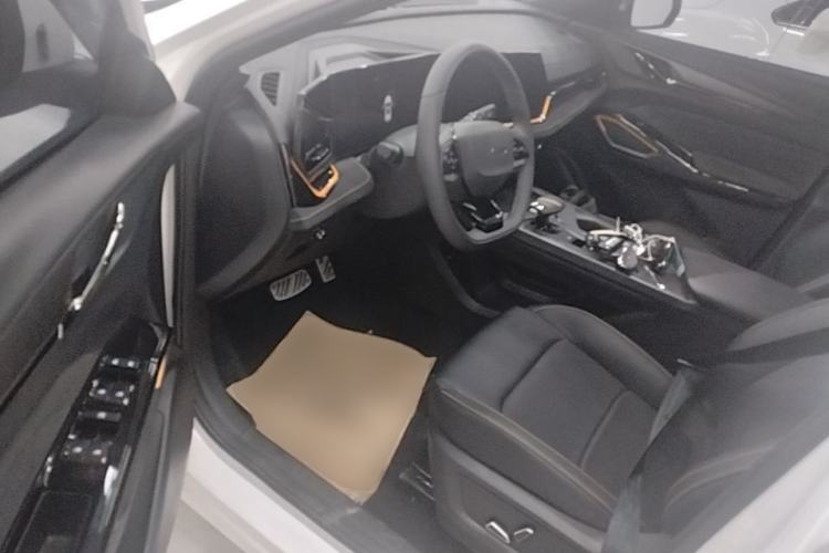 Used CHANGAN OSHAN X5 PLUS 2023 1.5T DCT Smart & Fun AI Edition Driver Seat