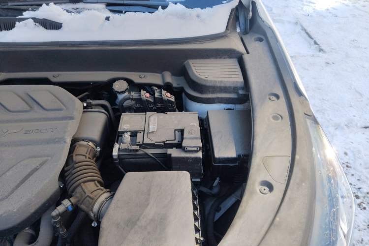 Used CHANGAN OSHAN X5 PLUS 2023 1.5T DCT Excellence Edition Engine Bay Left