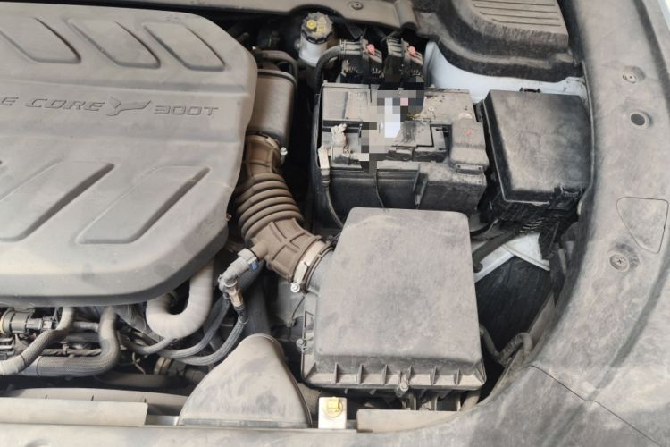 Used CHANGAN OSHAN X5 PLUS 2023 1.5T DCT Pioneer Edition Engine Bay Left