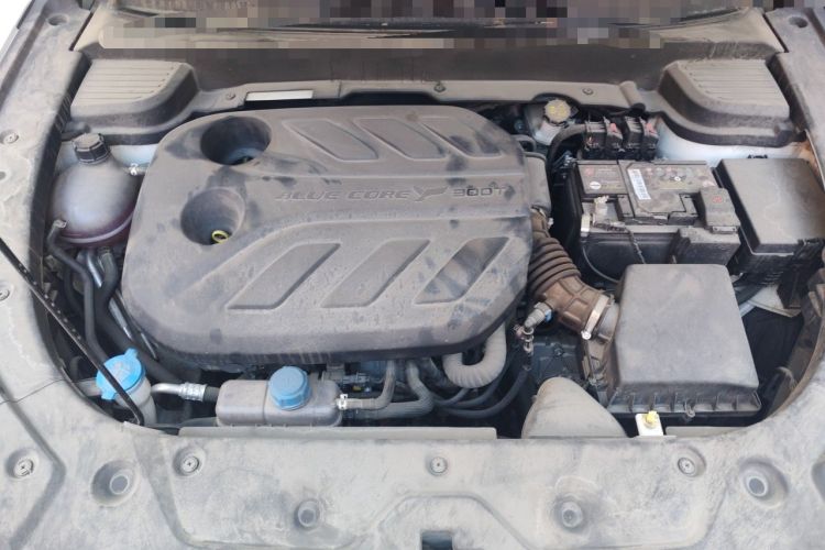Used CHANGAN OSHAN X5 PLUS 2023 1.5T DCT Excellence Edition Engine Bay