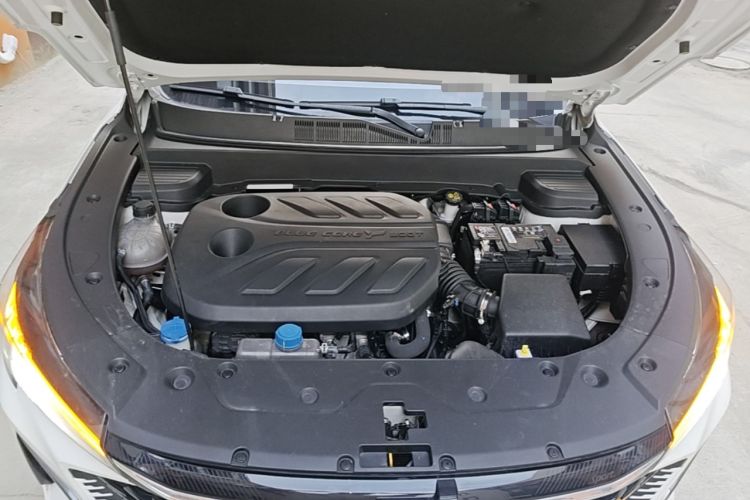 Used CHANGAN OSHAN X5 PLUS 2023 Revised 1.5T DCT Excellence Edition Engine Bay