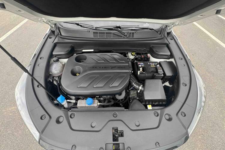 Used CHANGAN OSHAN X5 PLUS 2023 1.5T DCT Smart & Fun AI Edition Engine Bay