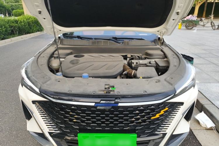 Used CHANGAN OSHAN X5 PLUS 2023 1.5T DCT Excellence Edition Engine Bay