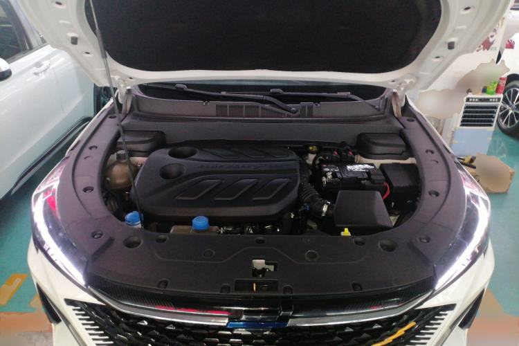 Used CHANGAN OSHAN X5 PLUS 2023 1.5T DCT Excellence Edition Engine Bay