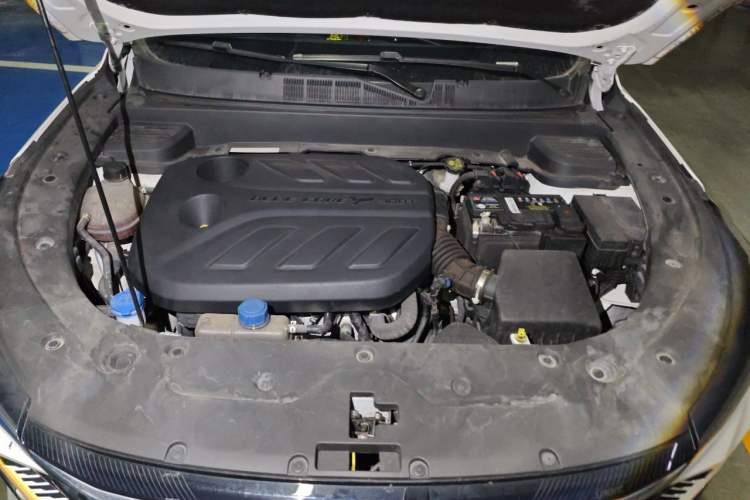 Used CHANGAN OSHAN X5 PLUS 2023 1.5T DCT Excellence Edition Engine Bay