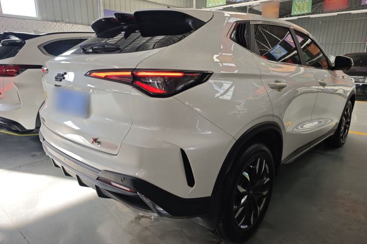 Used CHANGAN OSHAN X5 PLUS 2023 Revised 1.5T DCT Excellence Edition Exterior 4