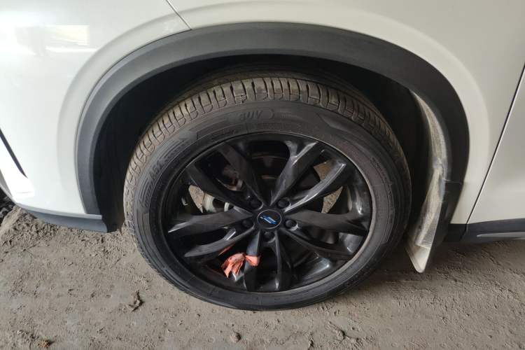 Used CHANGAN OSHAN X5 PLUS 2023 Revised 1.5T DCT Excellence Edition Exterior 7