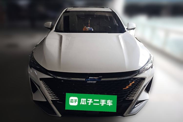 Used CHANGAN OSHAN X5 PLUS 2023 Revised Version 1.5T DCT Navigation Edition Front
