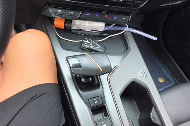 Used CHANGAN OSHAN X5 PLUS 2023 1.5T DCT Excellence Edition Gear Lever