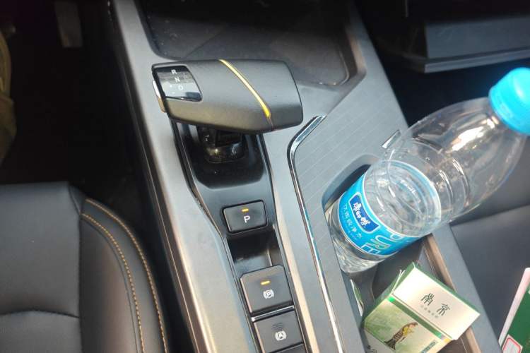 Used CHANGAN OSHAN X5 PLUS 2023 1.5T DCT Excellence Edition Gear Lever