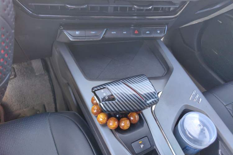 Used CHANGAN OSHAN X5 PLUS 2023 1.5T DCT Navigation Edition Gear Lever