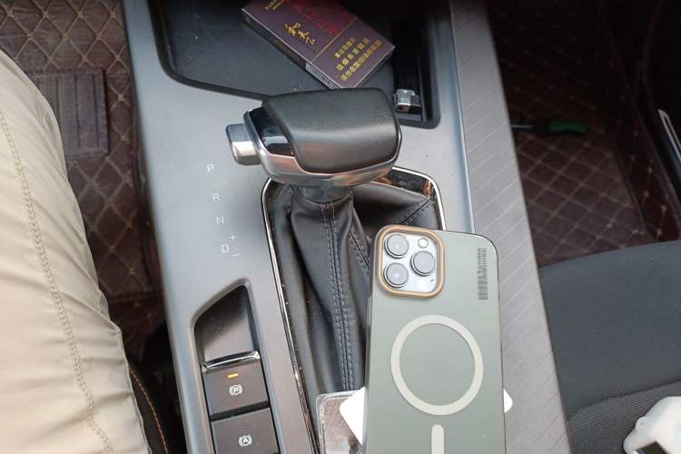 Used CHANGAN OSHAN X5 PLUS 2023 1.5T DCT Enjoyment Version Gear Lever