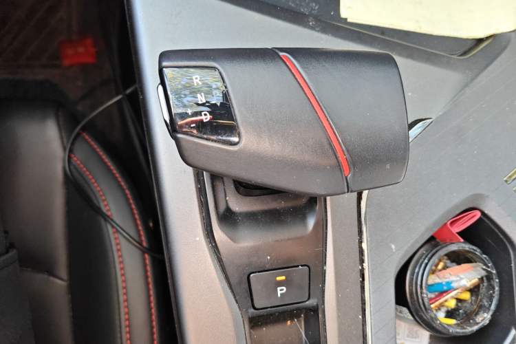 Used CHANGAN OSHAN X5 PLUS 2023 Revised Version 1.5T DCT Navigation Edition Gear Lever
