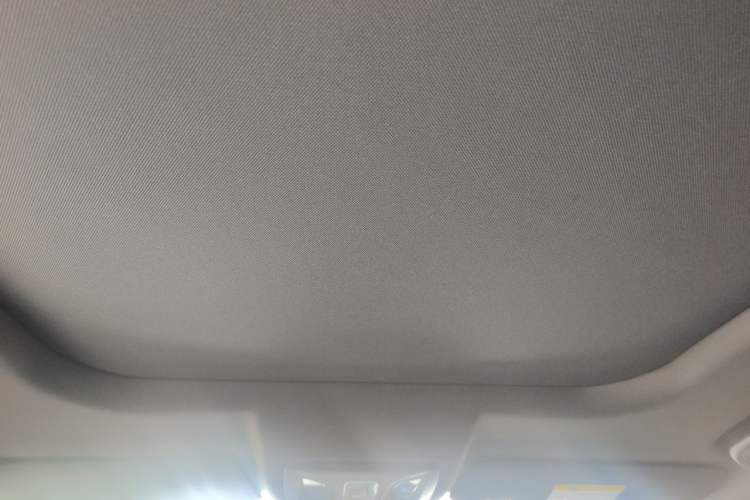 Used CHANGAN OSHAN X5 PLUS 2023 Revised 1.5T DCT Pioneer Edition Headliner