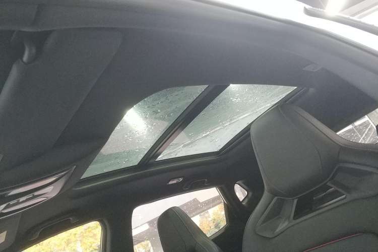 Used CHANGAN OSHAN X5 PLUS 2023 1.5T DCT Excellence Edition Headliner