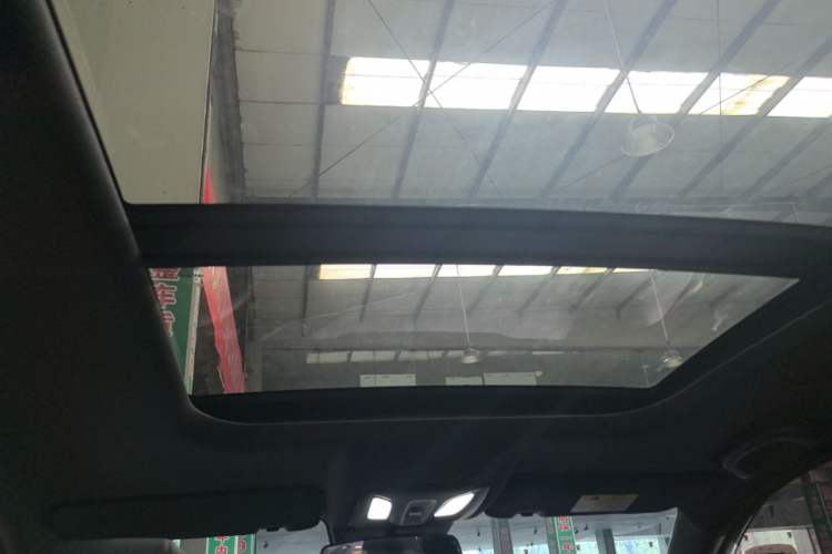 Used CHANGAN OSHAN X5 PLUS 2023 Revised 1.5T DCT Excellence Edition Headliner