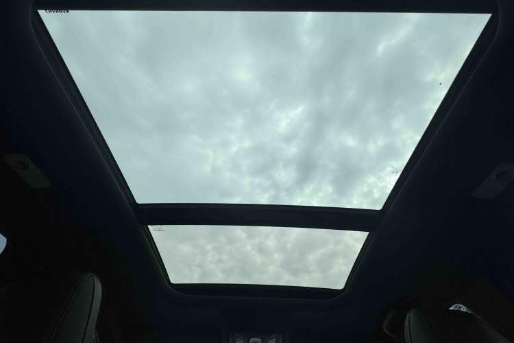 Used CHANGAN OSHAN X5 PLUS 2023 1.5T DCT Smart & Fun AI Edition Headliner