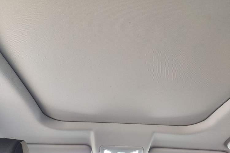Used CHANGAN OSHAN X5 PLUS 2023 1.5T DCT Navigation Edition Headliner