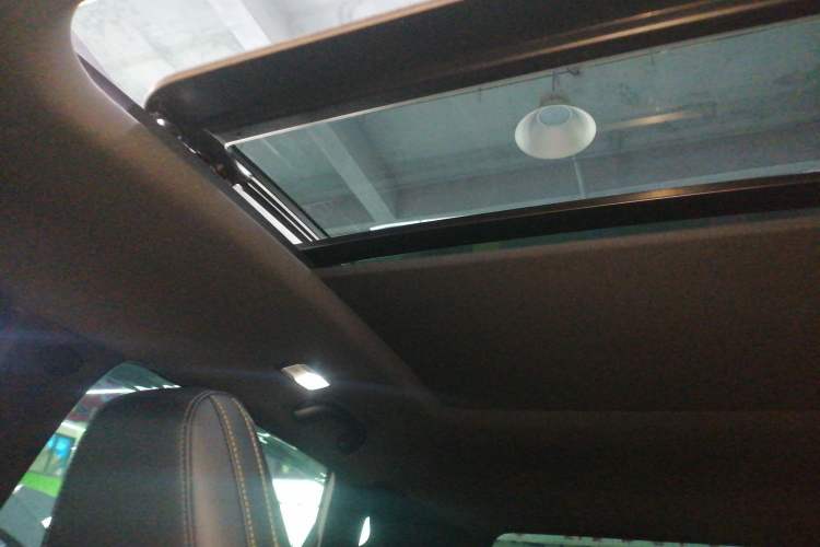 Used CHANGAN OSHAN X5 PLUS 2023 1.5T DCT Excellence Edition Headliner