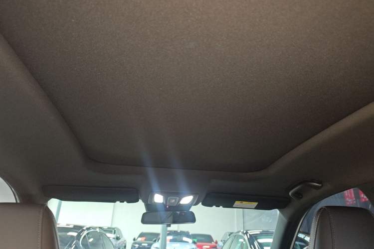Used CHANGAN OSHAN X5 PLUS 2023 1.5T DCT Smart & Fun AI Edition Headliner