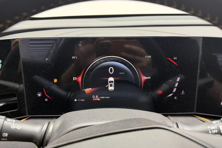 Used CHANGAN OSHAN X5 PLUS 2023 Revised 1.5T DCT Excellence Edition Instrument Cluster