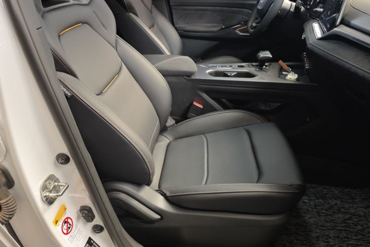 Used CHANGAN OSHAN X5 PLUS 2023 Revised 1.5T DCT Excellence Edition Interior 10